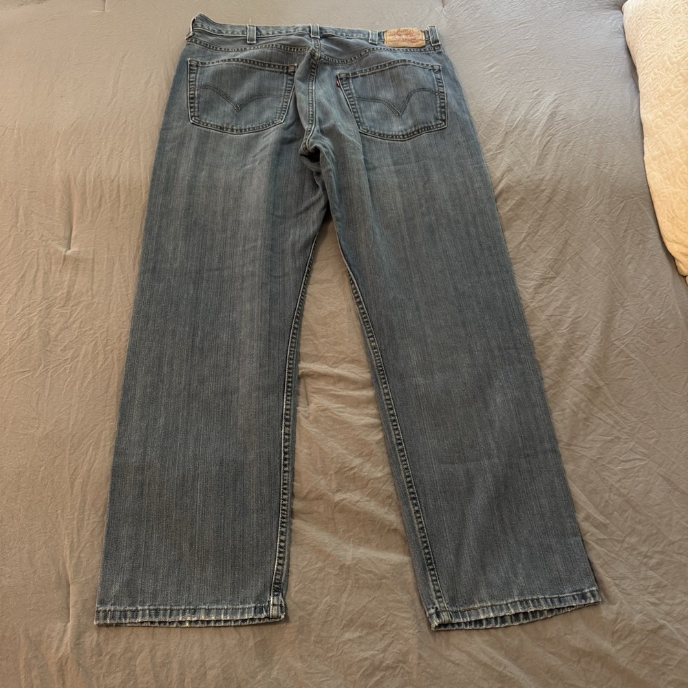 Levi's 505 Regular Fit Men's Jeans Size 38x30 100% Cotton Non-Stretch - Picture 8 of 8